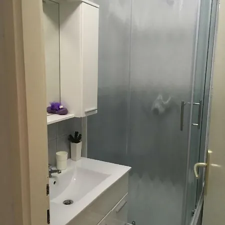 Apartman Vodice*** *