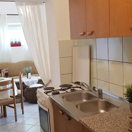 Apartment Apartman Vodice***