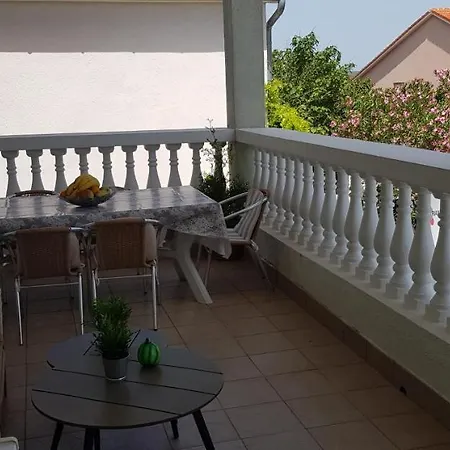 Apartment Apartman Vodice***