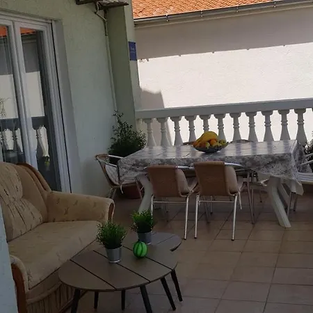 Apartman Vodice*** Apartment *