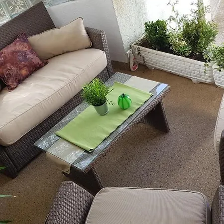 Apartman Vodice***